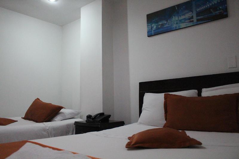 Hotel Bogota Plaza Suite ボゴタ エクステリア 写真